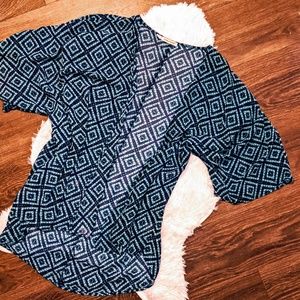 Maurice's Kimono size 2/3X chiffon type material